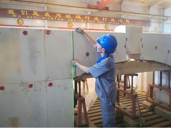 唱響企業(yè)工匠精神主旋律——公司舉辦“弘揚(yáng)工匠精神 鑄造精品遠(yuǎn)東”研討會